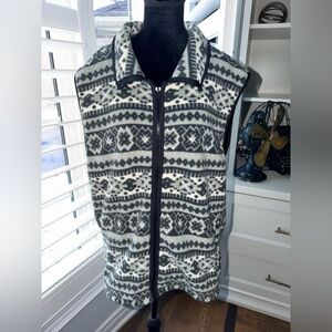 Vintage L.L. BEAN Full Zip Fleece Vest Geometric Pattern Unisex Adult Size XL